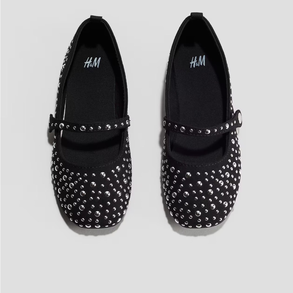 H&M girls studded black Mary Jane’s shoes
